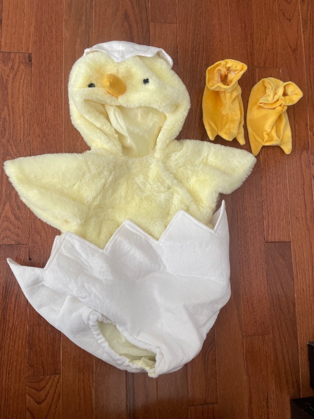 Baby chicken costume